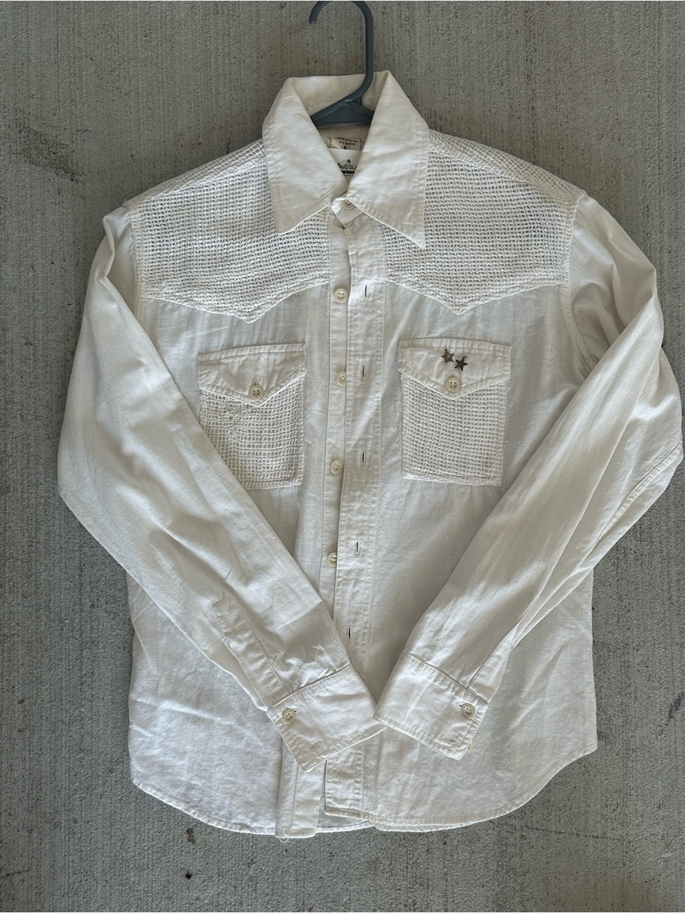 White Western-Style Long Sleeve Shirt